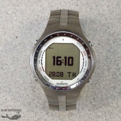 D9 Titanium ordinateur de...